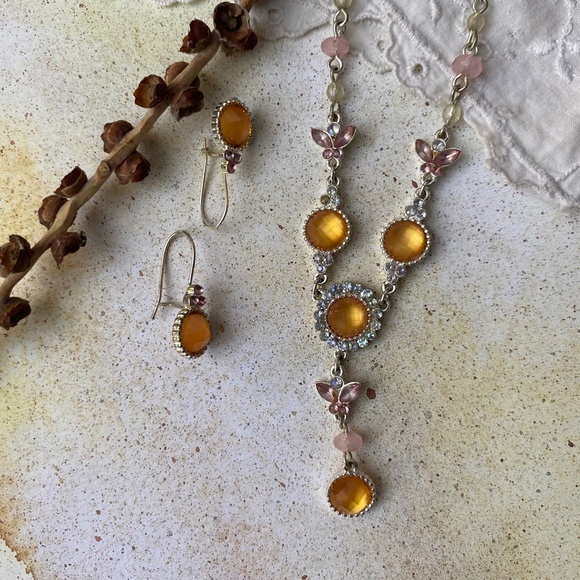 Avon 2007 Pretty Pastel Y Necklace Gift Set - Picture 9 of 10